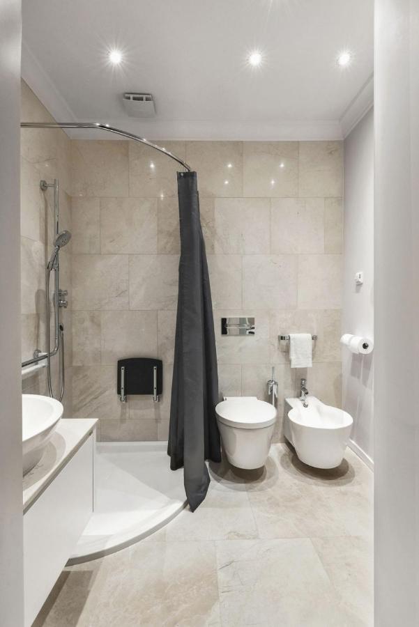 Design Studio Apartment With Balcony By Hostlovers Kaunas Exterior foto